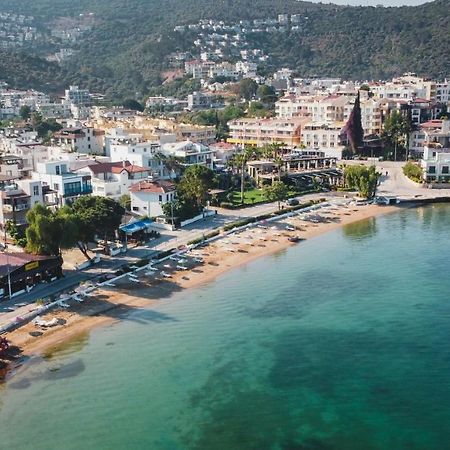 Marina View Residence Gulluk Екстериор снимка