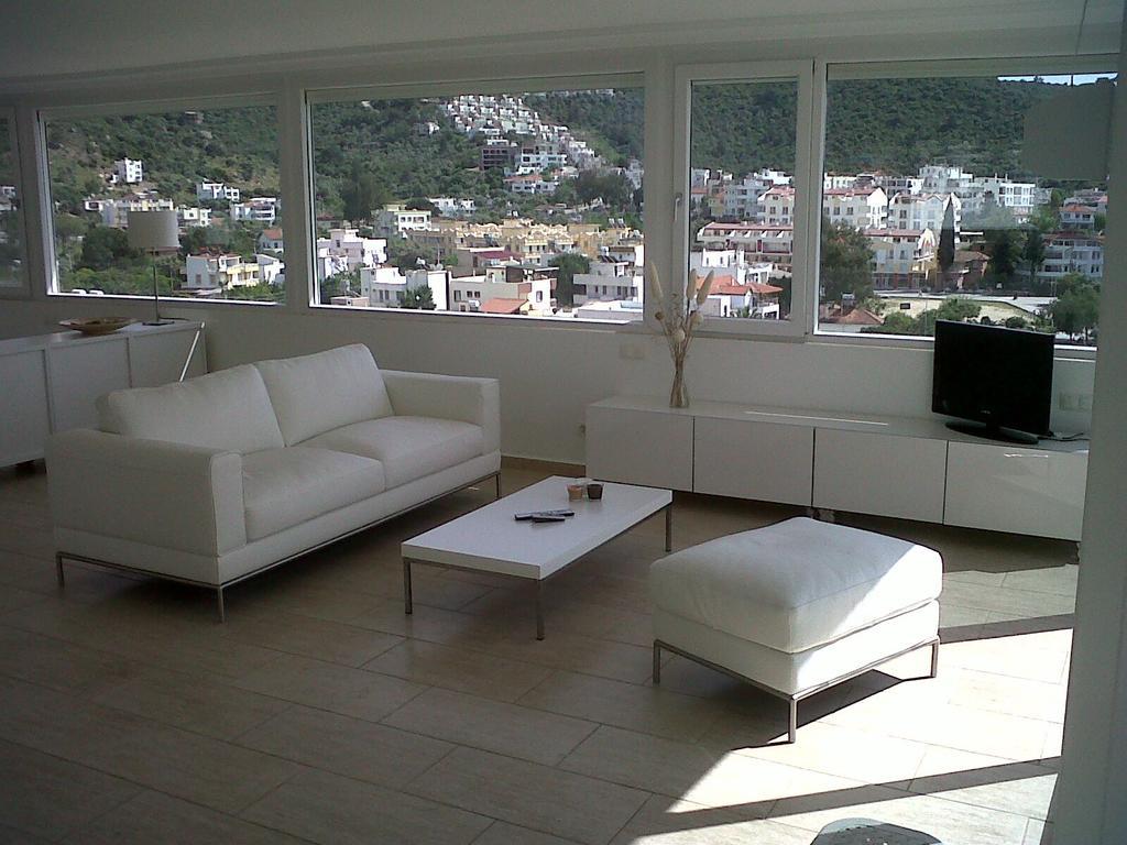 Marina View Residence Gulluk Екстериор снимка